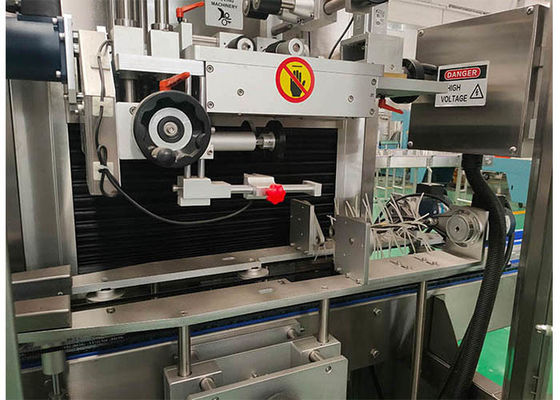 Machine à étiquettes collante semi automatique argentée de la machine 150bpm de l'étiquette 30L adhésive