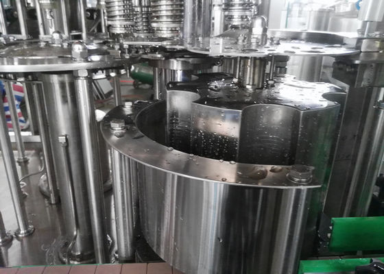 Machine de remplissage de bouteilles d'eau de l'acier inoxydable 220V 10000bph