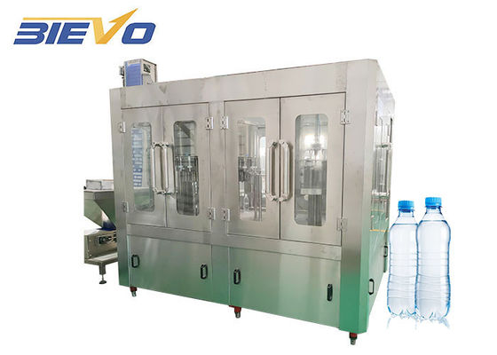 machine de remplissage des bouteilles d'eau 2000ml 4000 de capacité moyenne - 5000BPH