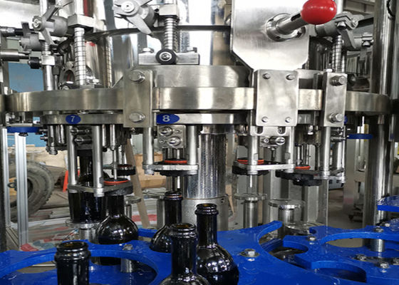 équipement de mise en bouteilles de boisson carbonatée de 2000bph 2500ml 2800mm